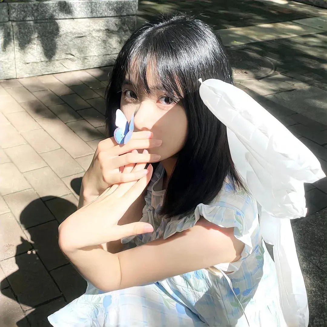 玉女撩春